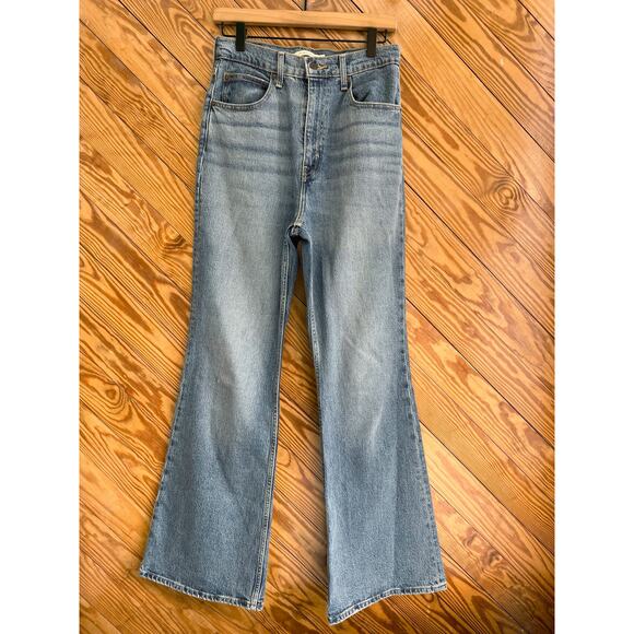 Levi’s 70s High Flare Jean - Picture 3 of 9